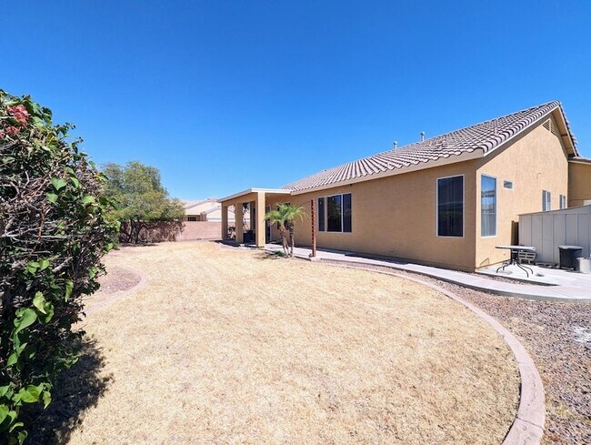 Building Photo - 3310 W Latona Rd