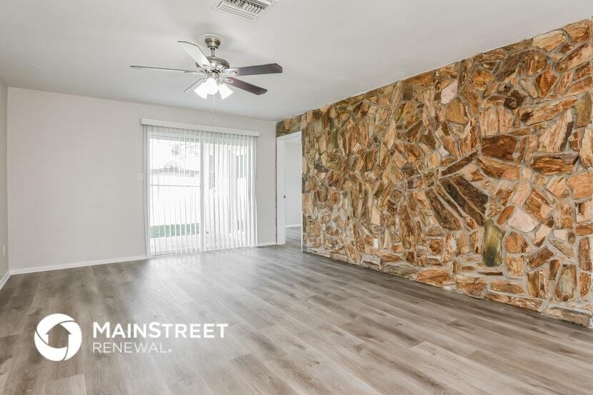 Building Photo - 1660 Thoreau St