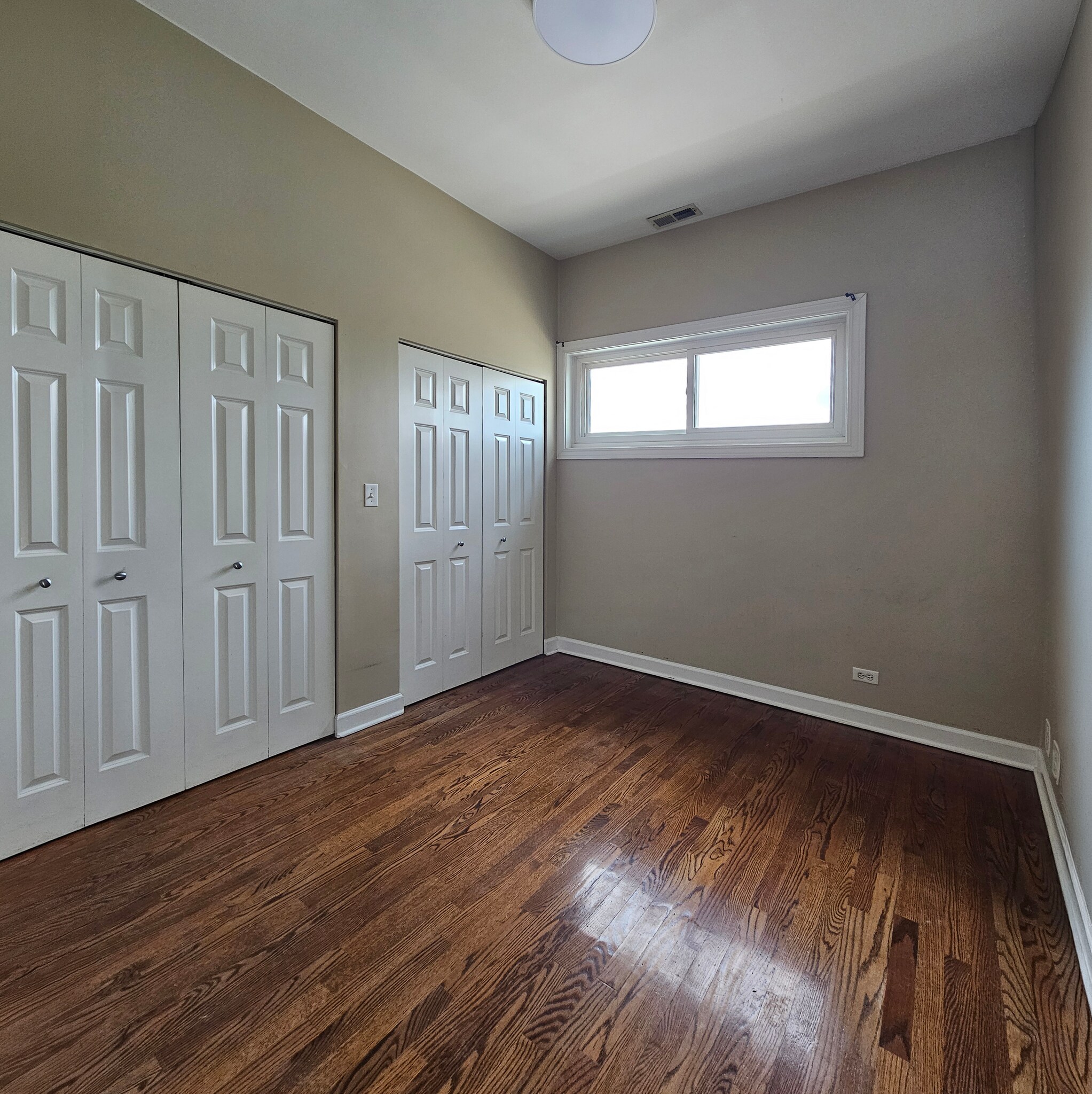 Second bedroom - 2170 W Bowler St