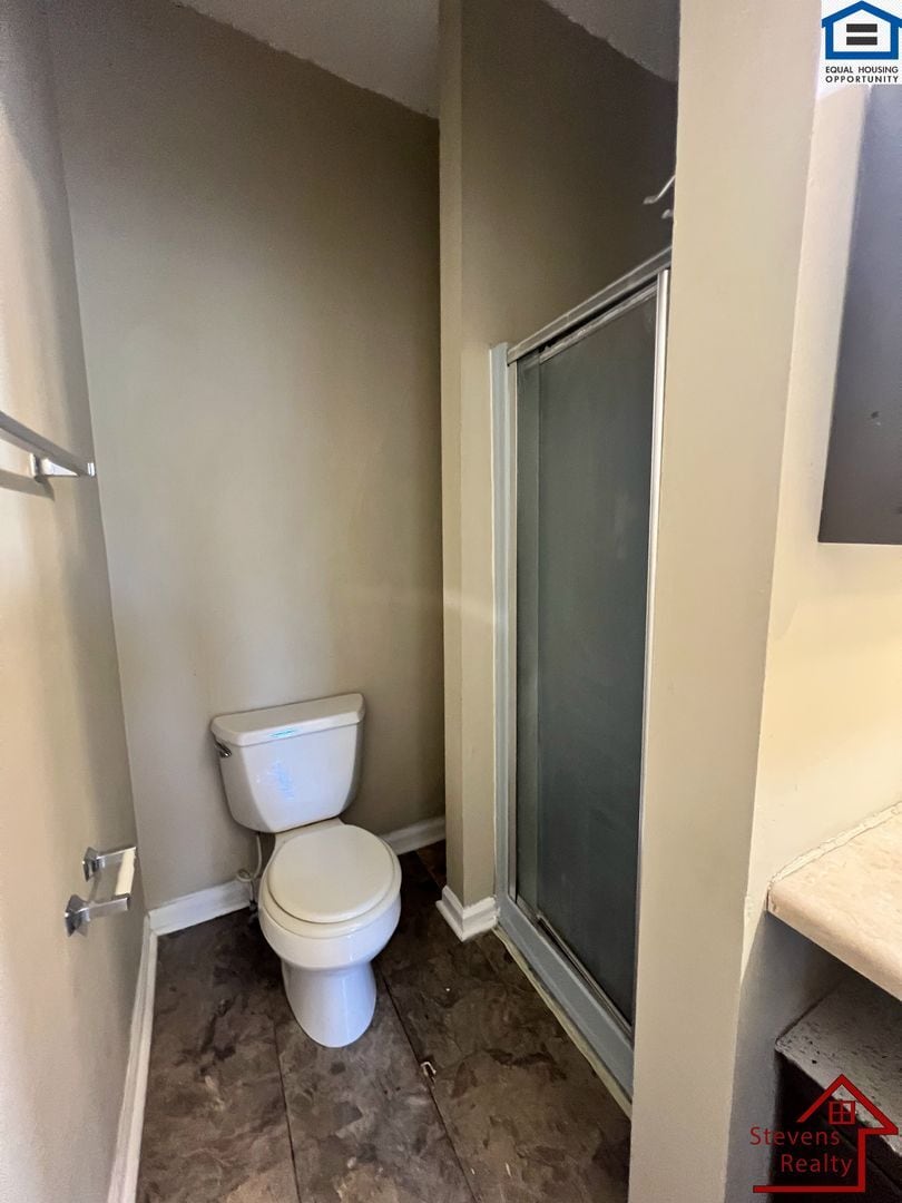 Building Photo - 938 Fort Wood St