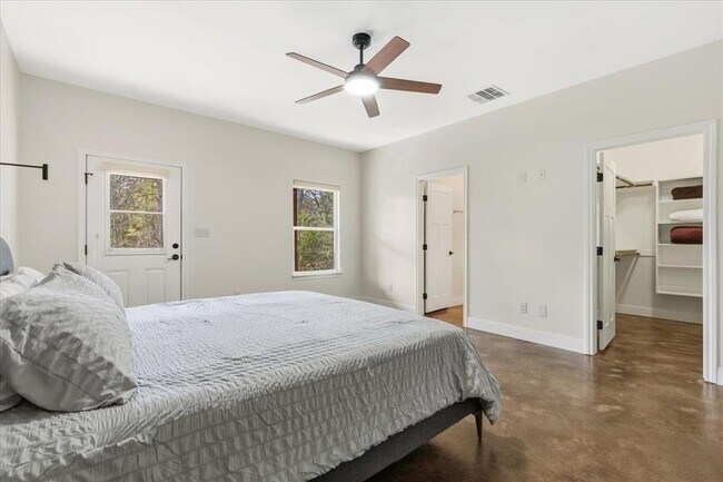 Building Photo - 107 Keamuku Ct