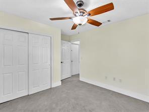 Building Photo - 13400 NW 5th Ct