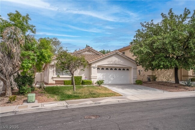 Building Photo - 1917 Patagonia St