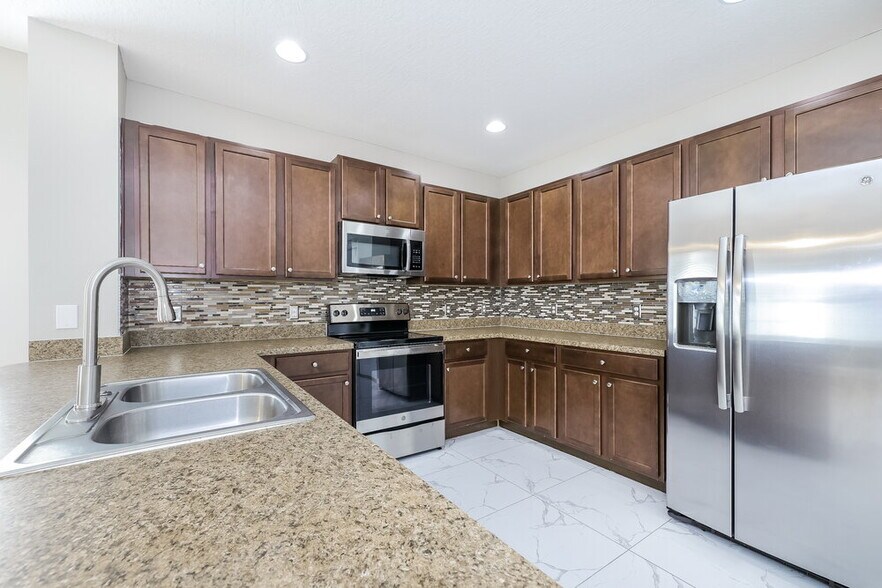Building Photo - 4656 Marcos Cir