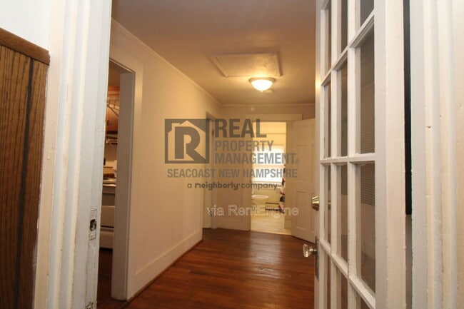 Building Photo - 6 Smith Ct