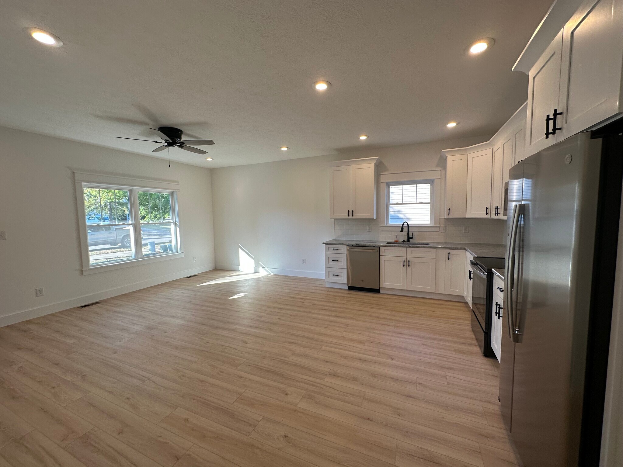 Building Photo - 3525 S Wickens St