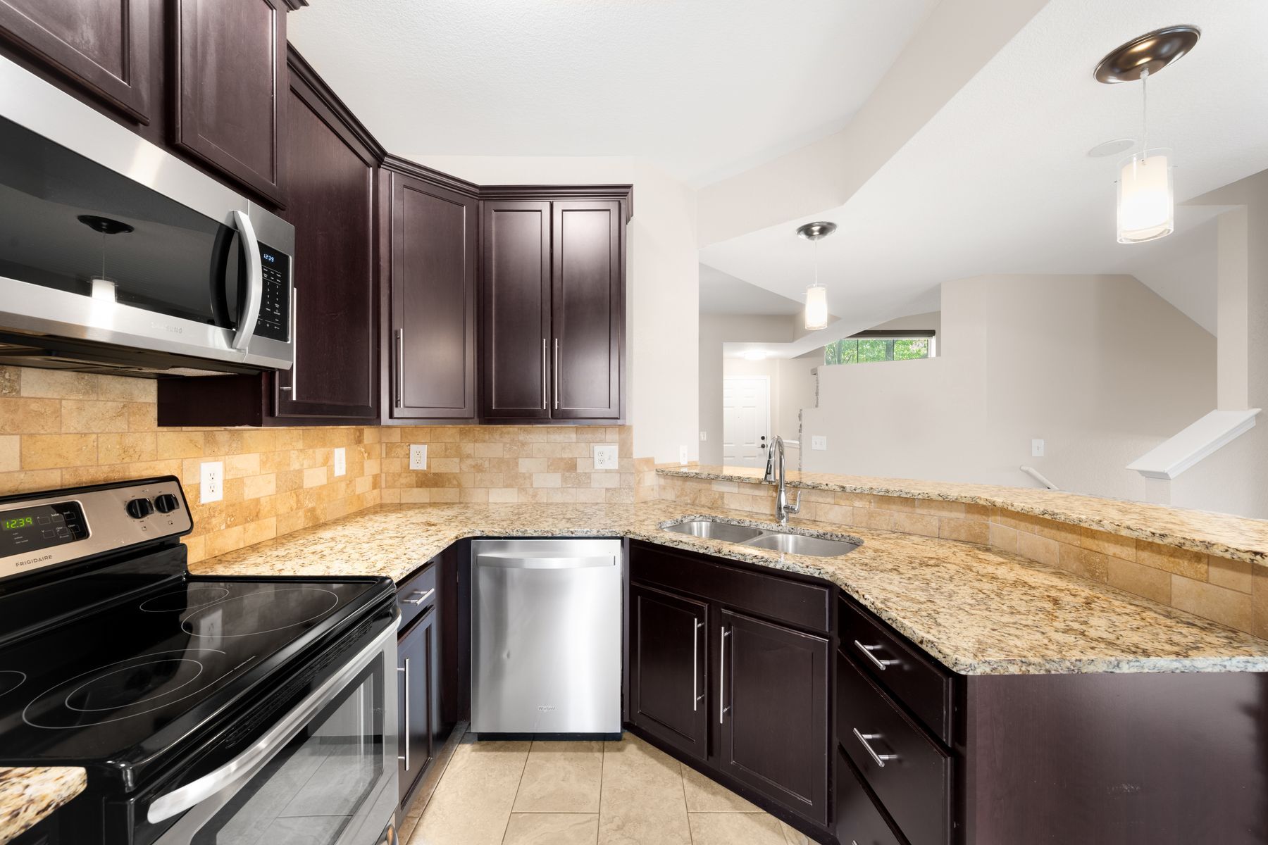 Building Photo - 6478 Silver Mesa Dr