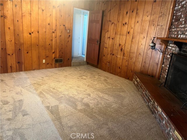 Building Photo - 8541 Orangewood Ave