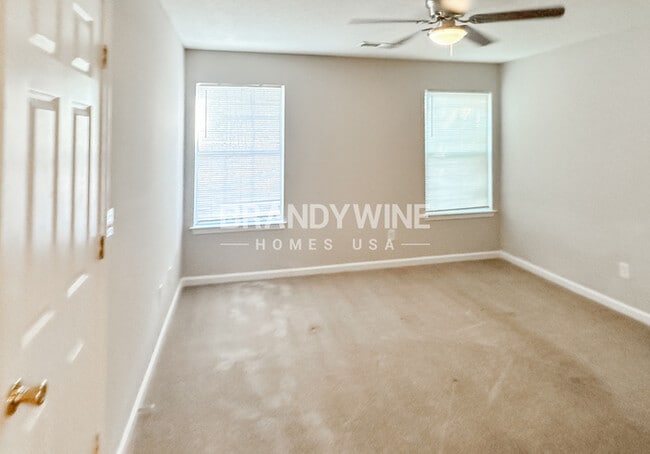 Building Photo - 1414 Waterton Trail