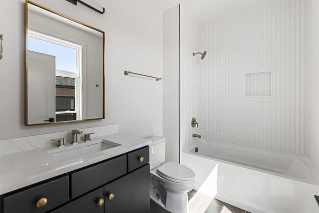 Building Photo - Brand New Townhome in The Heart Of East Nashville