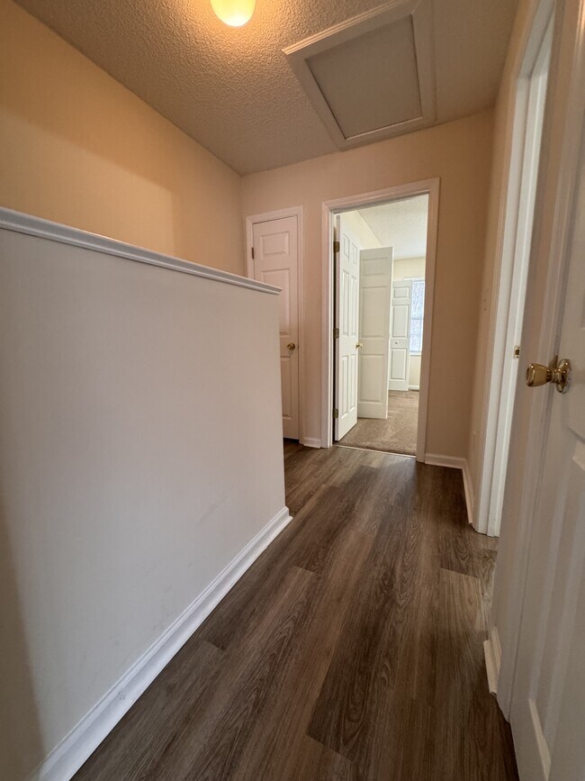 Building Photo - 870 Spring Forest Rd