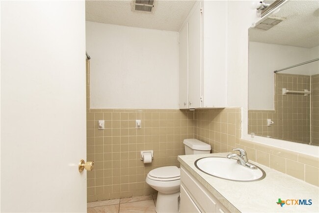 Building Photo - 119 Wolfe Rd