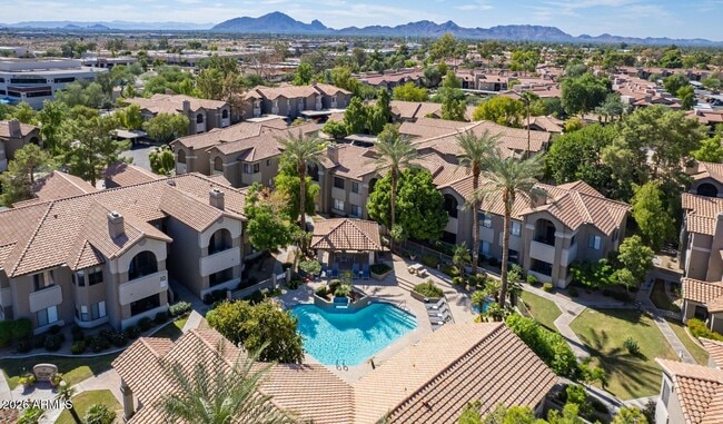 Building Photo - 9600 N 96th St