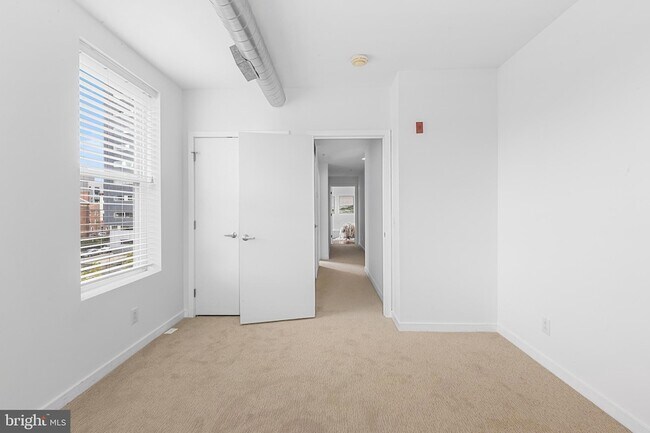 Building Photo - 712-16-716 N 2nd St