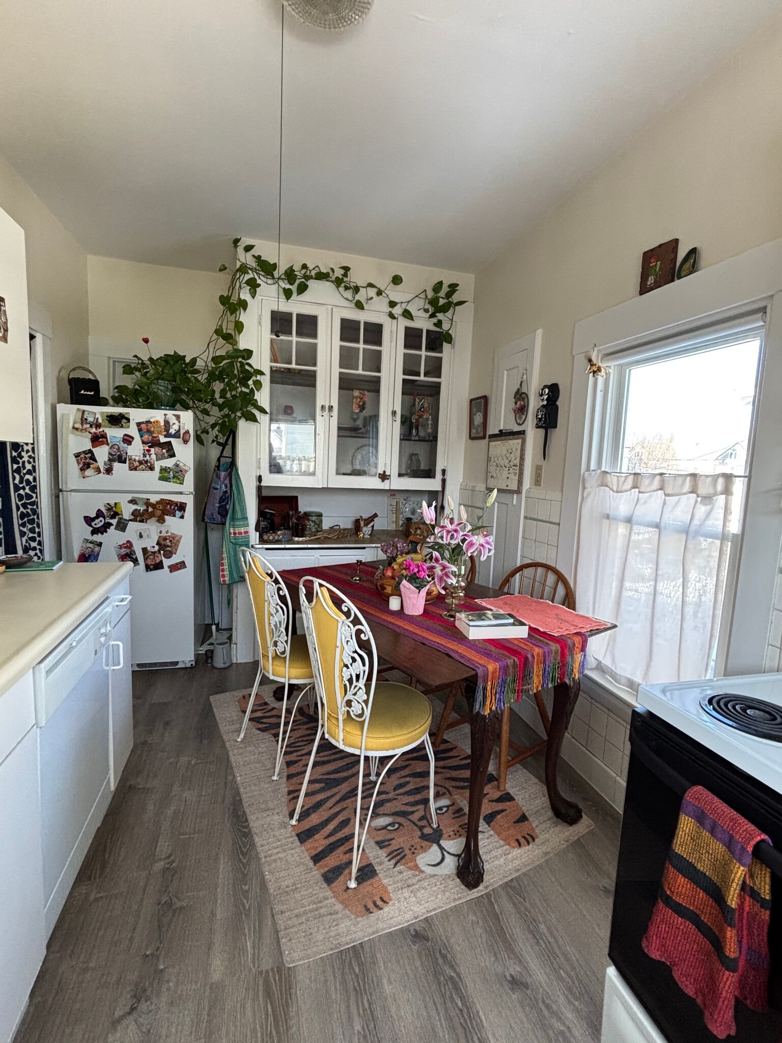 Building Photo - 150 Crescent St