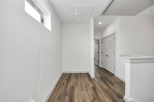Building Photo - 7924 Booker St