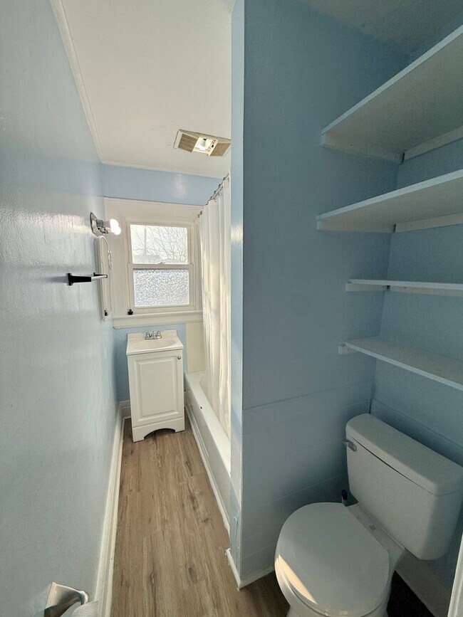 Building Photo - 33-35 Ripley Street