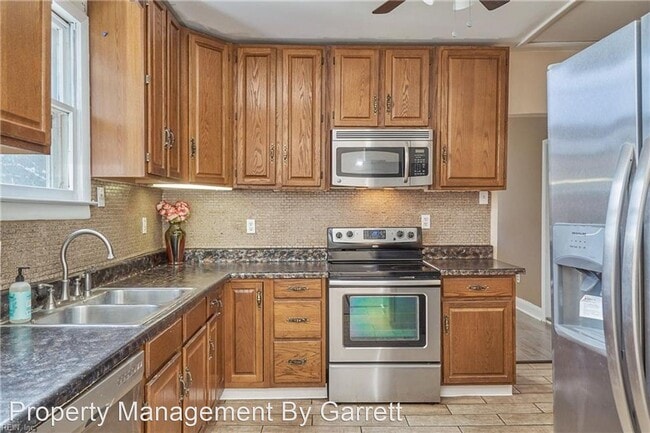 Building Photo - 3 br, 2 bath House - 506 Carys Chapel Road