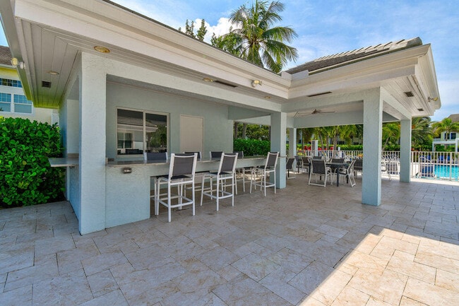Building Photo - 2074 Mainsail Cir