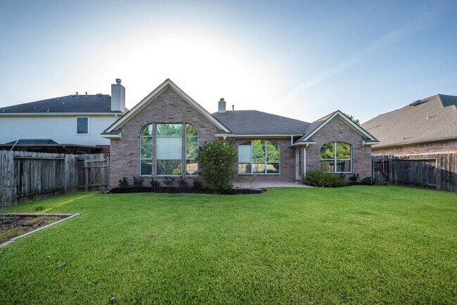 Building Photo - 3231 Pedernales Trails Ln