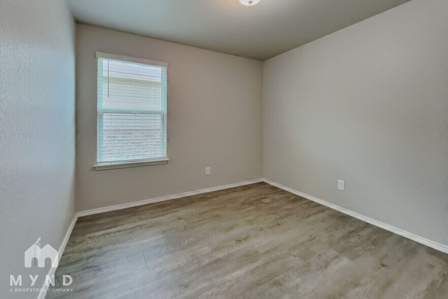 Building Photo - 12911 Cicely Ct