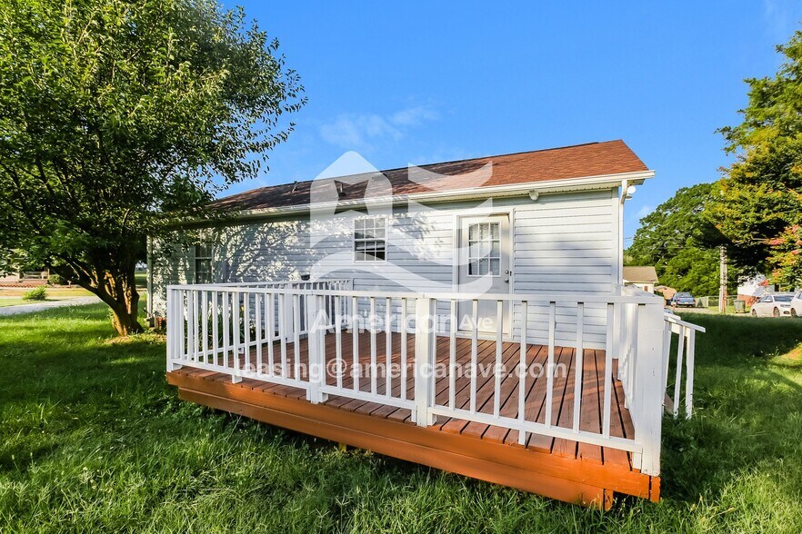 Building Photo - 505 Harrel St