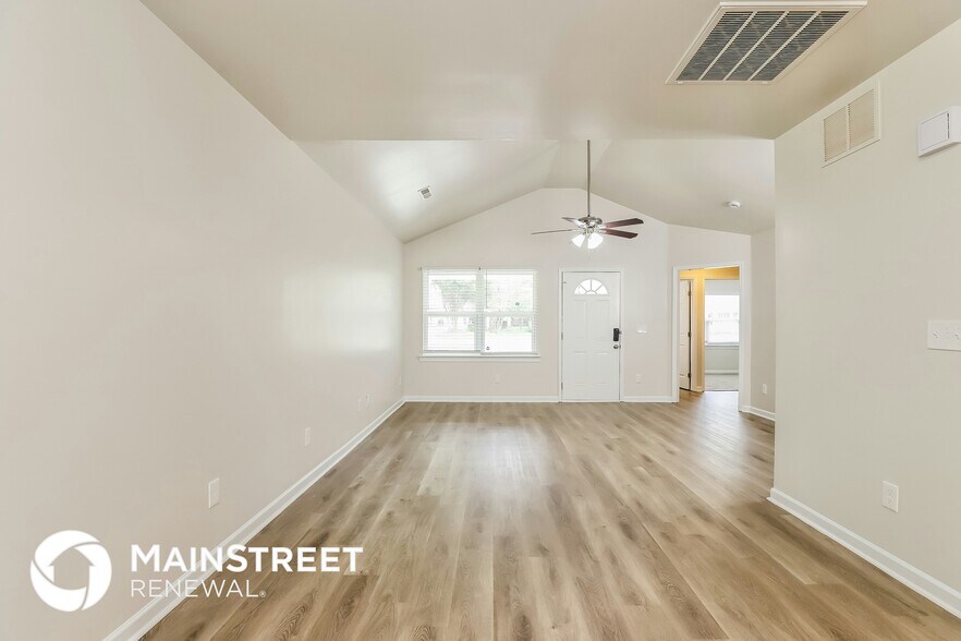 Building Photo - 1908 Old Jones Rd