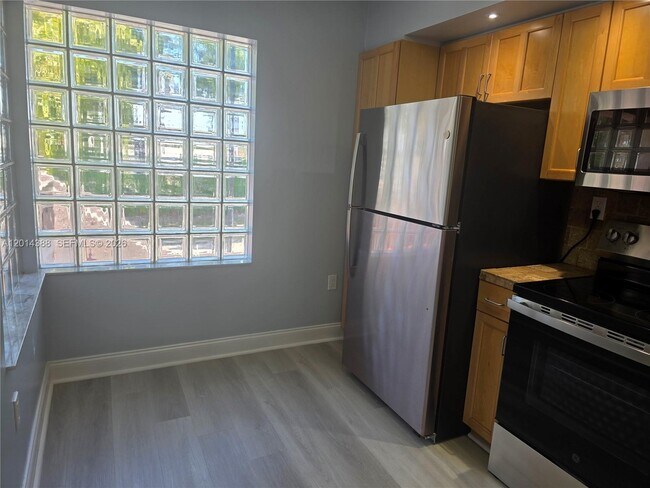 Building Photo - 13022 SW 88th Terrace N