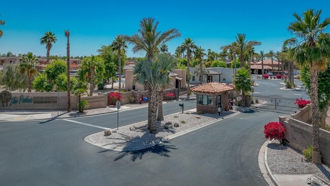 Building Photo - 3400 S Ave 7th E