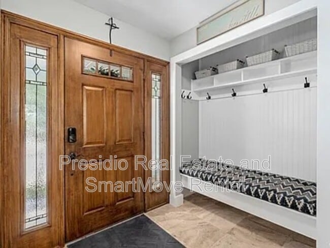 Building Photo - 10927 Lostwood Dr