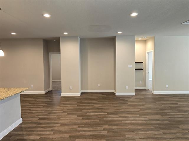 Building Photo - 1233 Bosque Ln