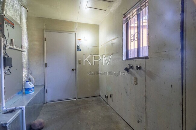 Building Photo - 3525 Mill Springs Dr