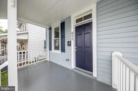 Building Photo - 655 Bourbon St