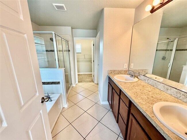 Building Photo - 4714 Greycliff Prairie Dr