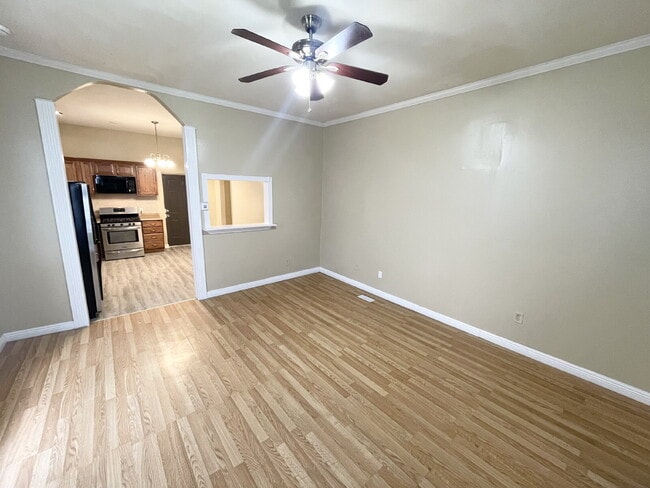 Building Photo - Near Southside 2BR/1.5BA House!