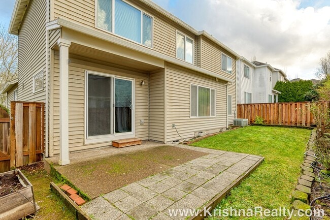 Building Photo - Lovely 4 BD | 3 BA | Corner Lot | Single-Family Home | Arbor Ridge Neighborhood | Spectacular Loc...