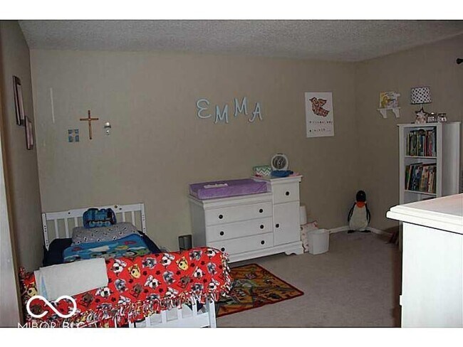 Building Photo - 14422 Forsythia Ln