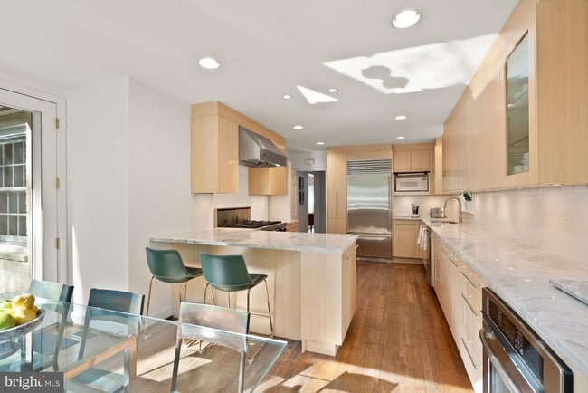 Building Photo - 5152 Manning Pl NW