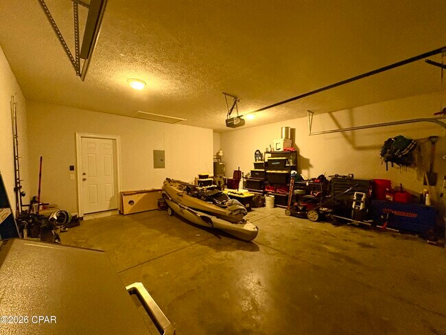 Building Photo - 801 W 17th St