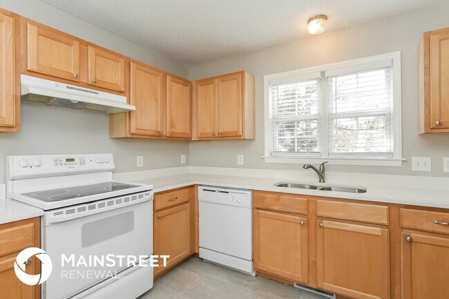 Building Photo - 4708 Valley Stream Dr