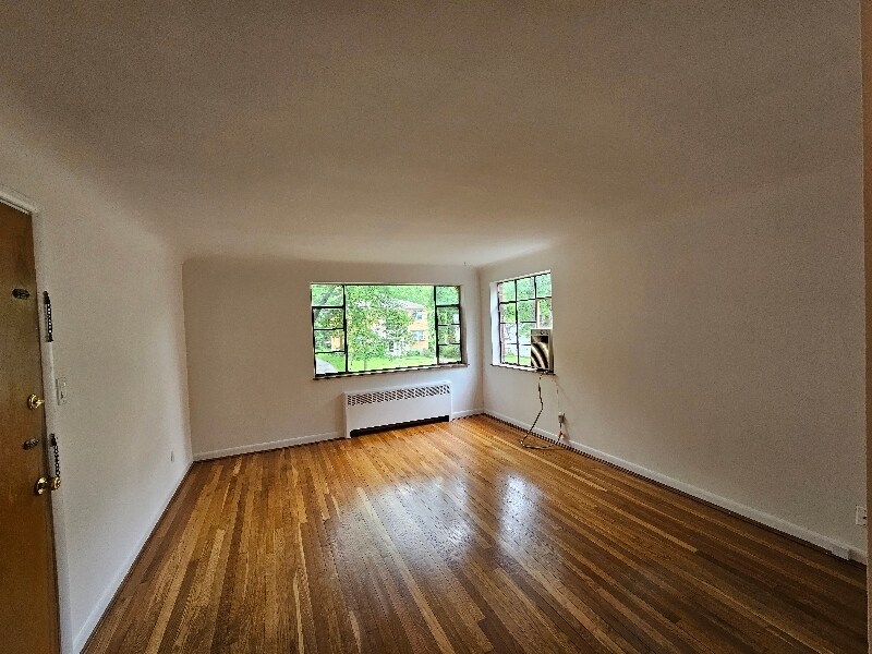 Building Photo - 6091 Dryden Ave