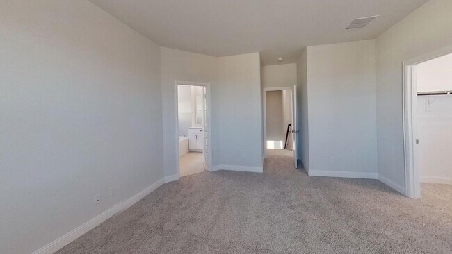 Building Photo - 1212 Sydney Ln