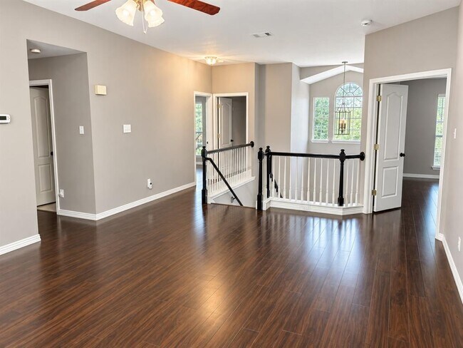 Building Photo - 2813 Cortez Dr