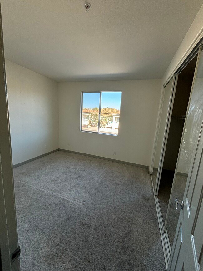 Building Photo - 11442 Via Rancho San Diego