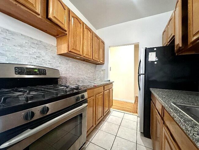 Floorplan - 30 Dongan Place