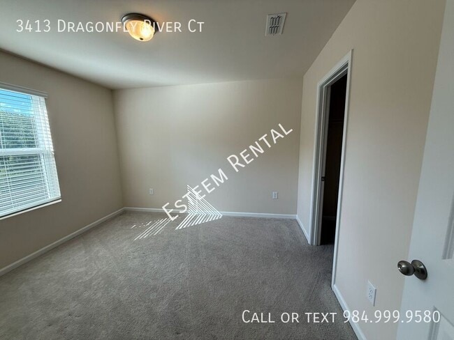 Building Photo - 3413 Dragonfly River Ct