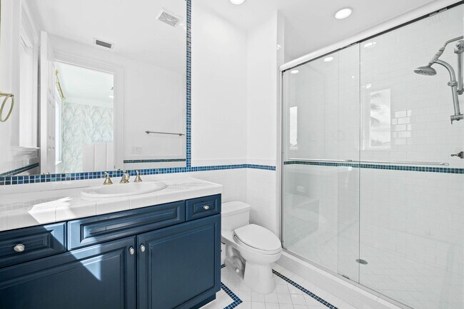 Building Photo - 861 Nafa Dr