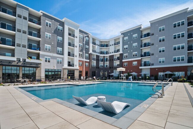 Building Photo - 999 Fort Lee Rd