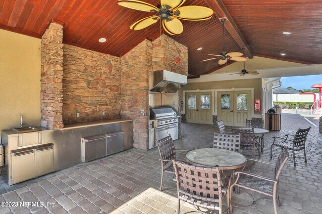 Building Photo - 4162 Sandhill Crane Terrace