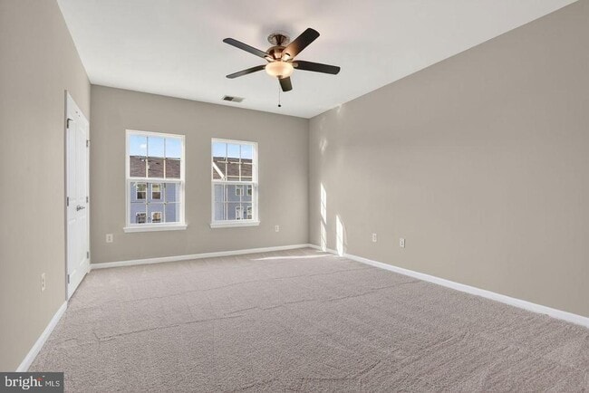 Building Photo - 1731 Dorothy Ln